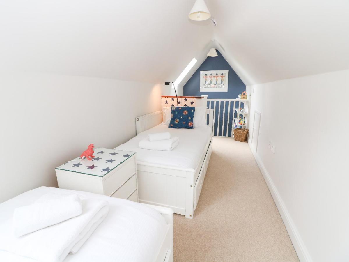 3 Painters Field Villa Cirencester Ngoại thất bức ảnh